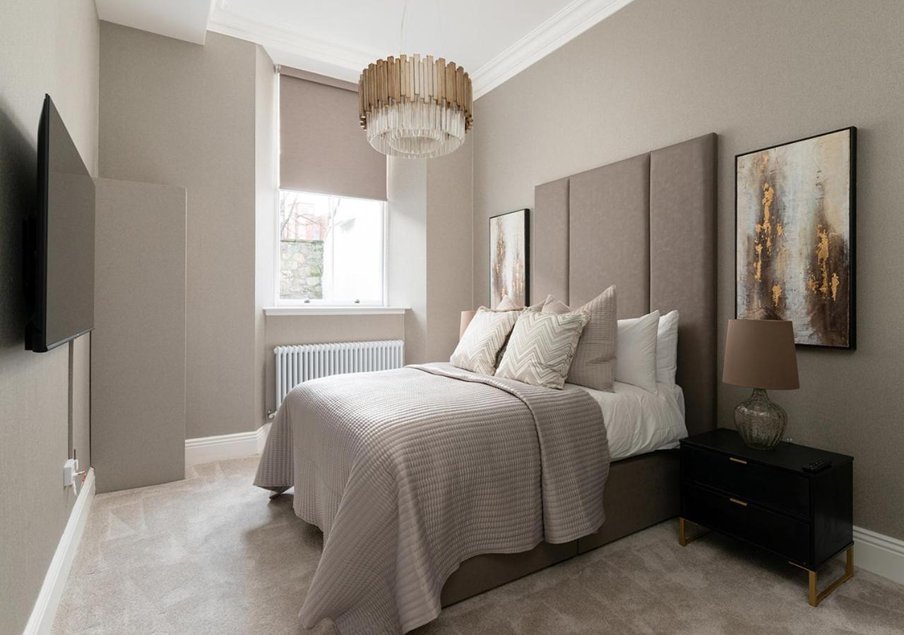 Luxury Georgian City Retreat By Sovo Apartments Edinburgh Exterior photo